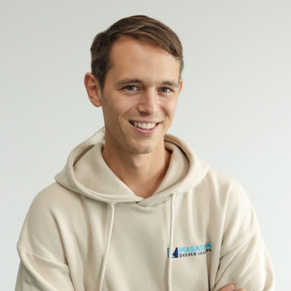 Portrait von Jonas Becher, dem Gründer der Masasana GmbH